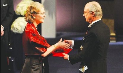 Dr. Blackburn Accepts Nobel Prize